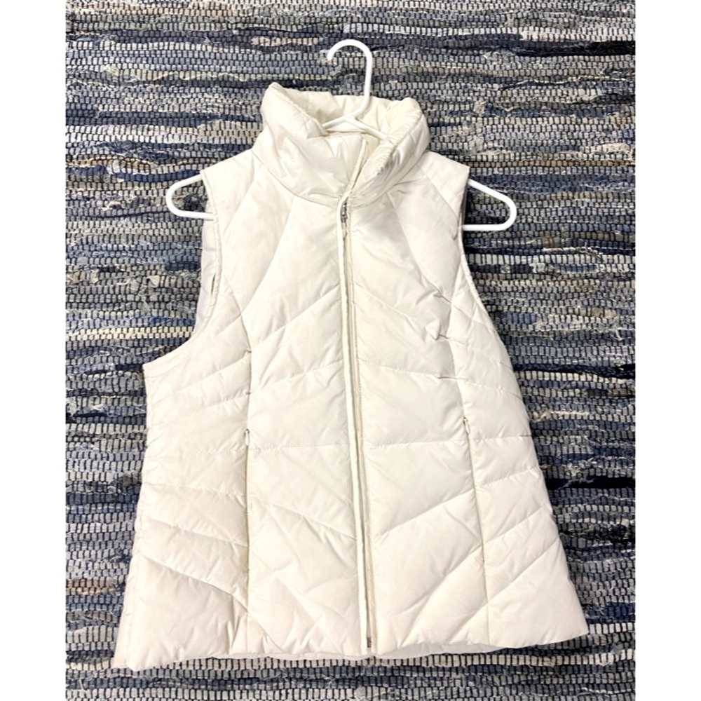 Kenneth Cole Reaction Puffer Vest (like-new)